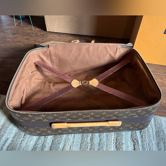 Louis Vuitton Pegase 55 suitcase carry-on - Picture 8 of 15